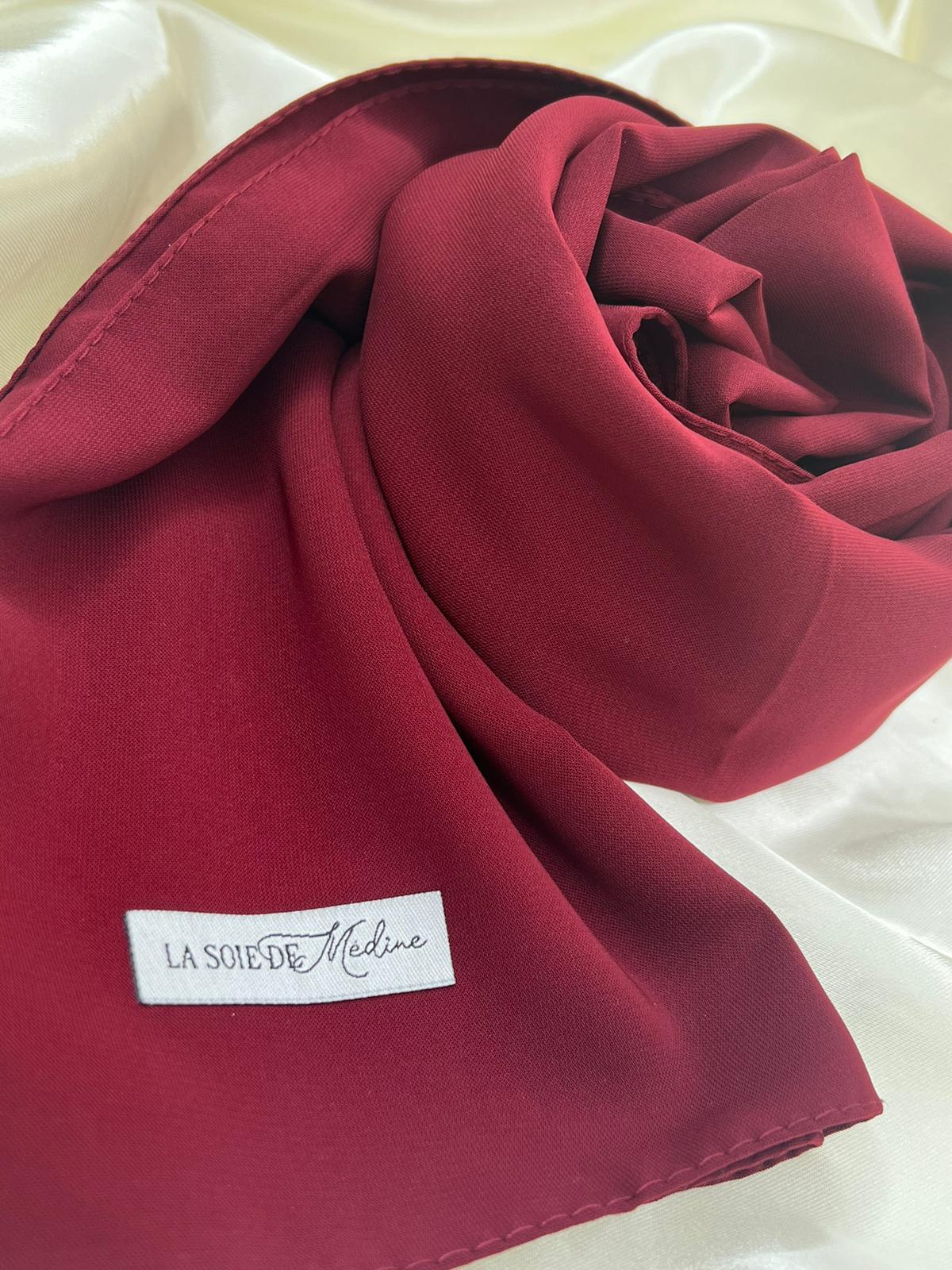 soie de médine rouge bordeaux soie de médine rouge bordeaux