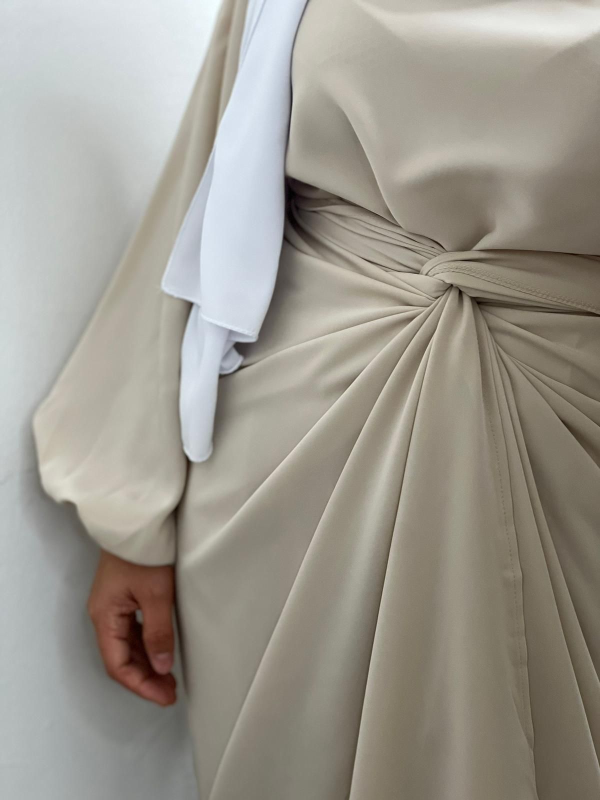 abaya beige nude
