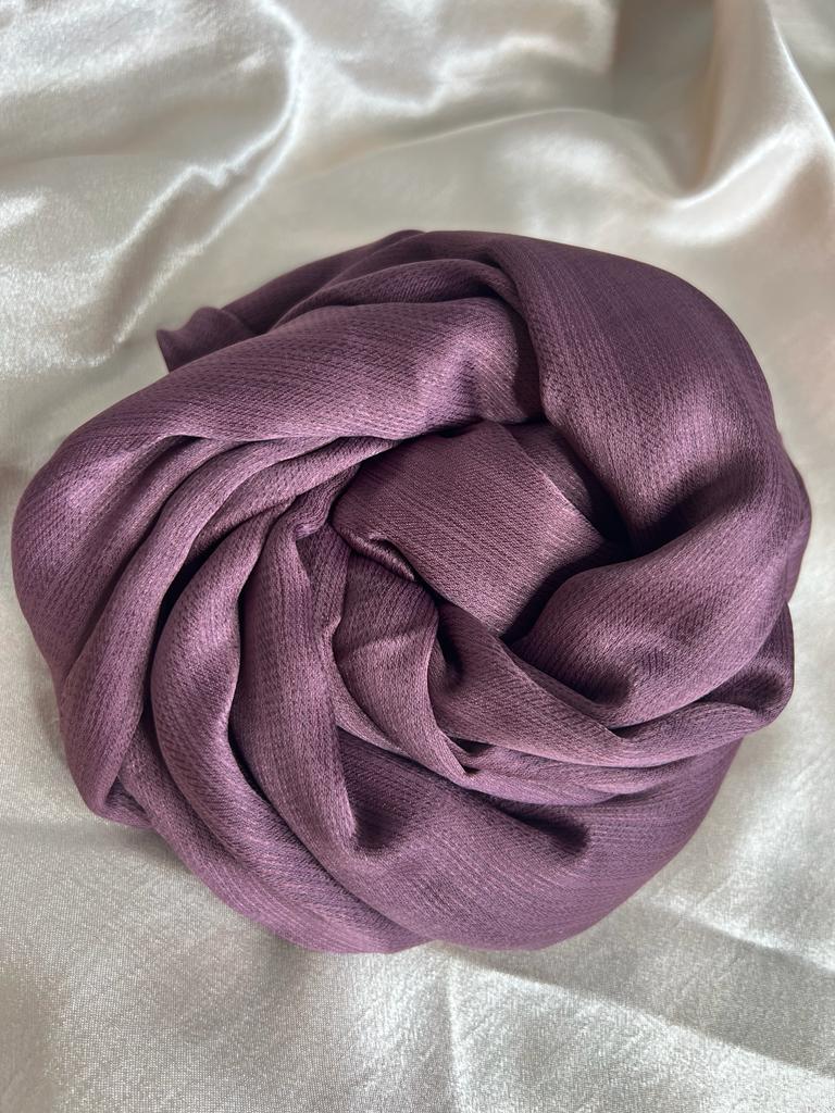 hijab satin rayé violet